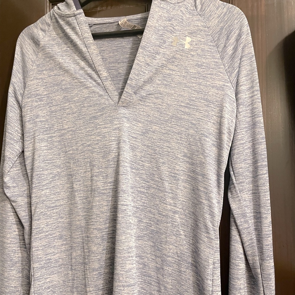 Women’s underarmour, never worn